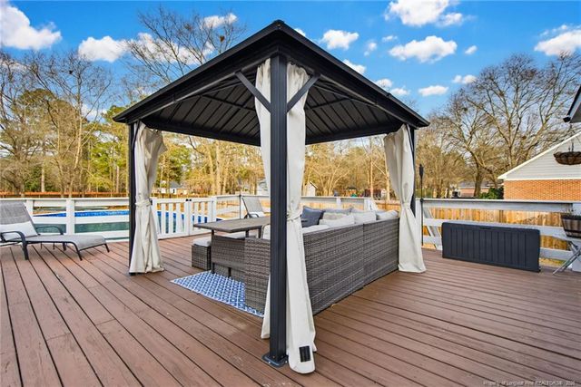 182 Brooke Run, Lumber Bridge, NC 28357