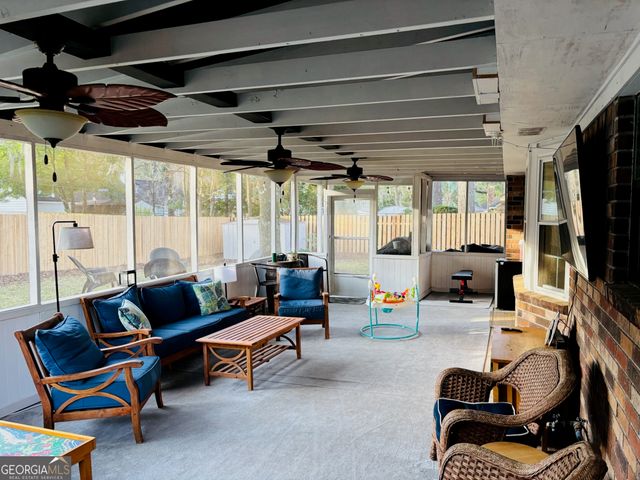 7 Goldfinch Court W, Savannah, GA 31419