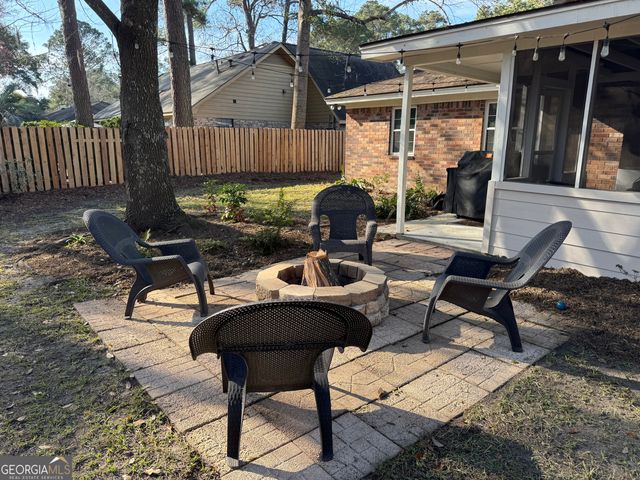 7 Goldfinch Court W, Savannah, GA 31419