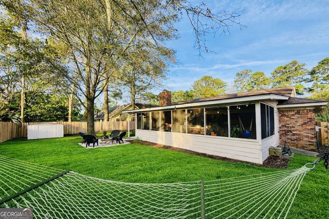 7 Goldfinch Court W, Savannah, GA 31419