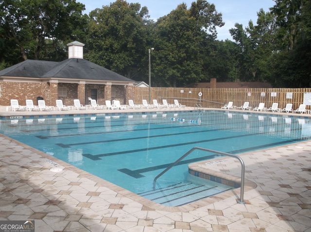 7 Goldfinch Court W, Savannah, GA 31419