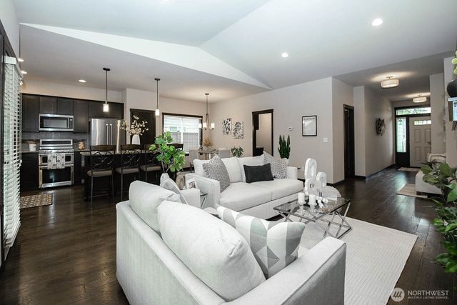 7517 Broadway, Everett, WA 98203