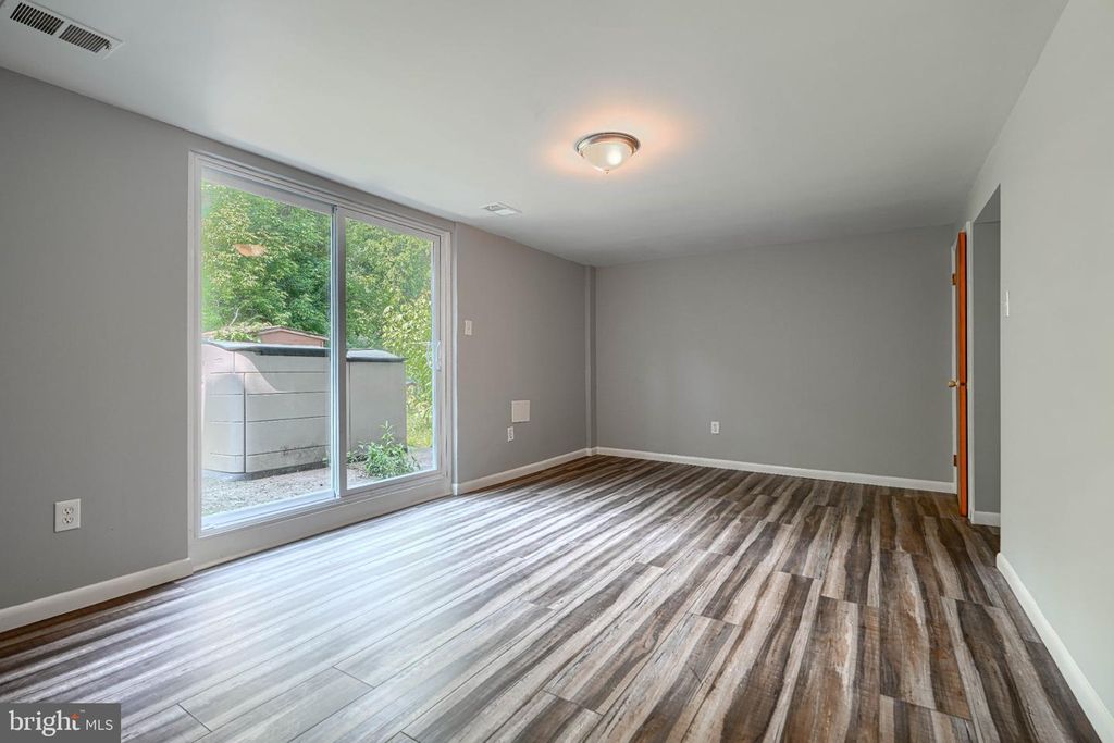 Image 25 of property listing at 234 CEDARMERE CIR, Owings Mills, MD 21117