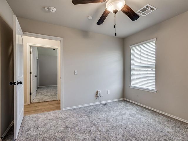 11917 SW 8th Street, Yukon, OK 73099