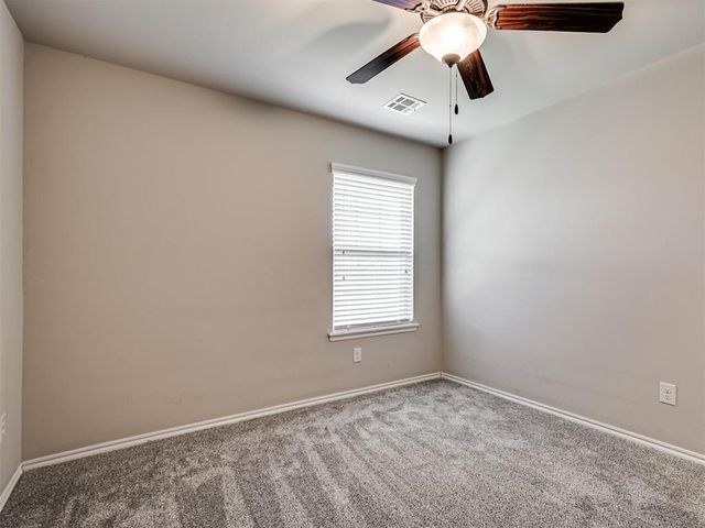 11917 SW 8th Street, Yukon, OK 73099