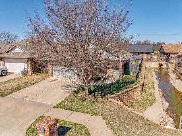 11917 SW 8th Street, Yukon, OK 73099
