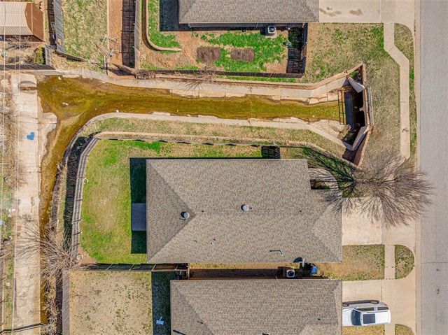 11917 SW 8th Street, Yukon, OK 73099