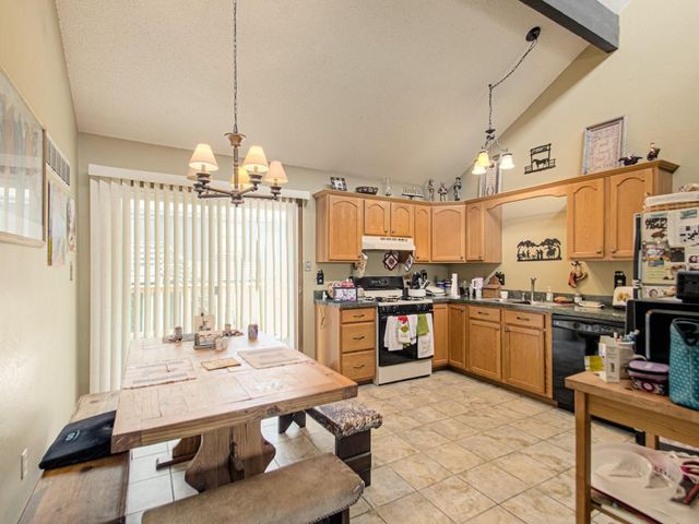 15425 E 45th Terrace, Independence, MO 64055