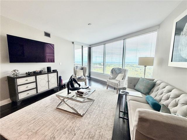 3338 Peachtree Road NE 2303, Atlanta, GA 30326
