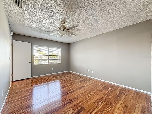 9209 SEMINOLE BOULEVARD 32, Seminole, FL 33772