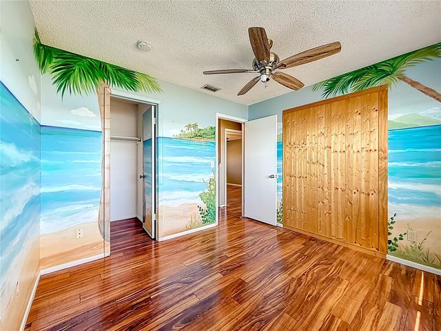 9209 SEMINOLE BOULEVARD 32, Seminole, FL 33772