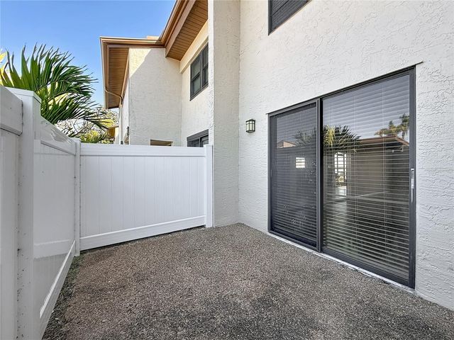 9209 SEMINOLE BOULEVARD 32, Seminole, FL 33772