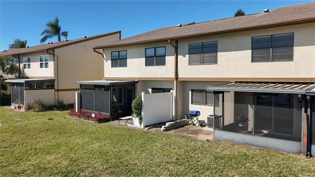 9209 SEMINOLE BOULEVARD 32, Seminole, FL 33772