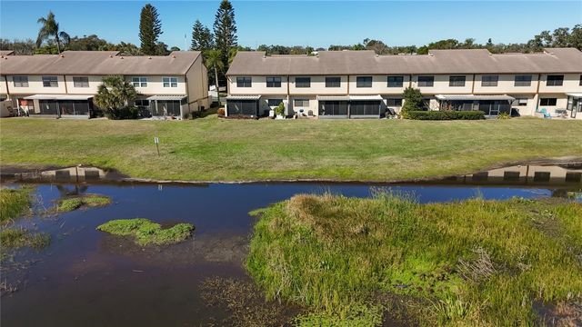 9209 SEMINOLE BOULEVARD 32, Seminole, FL 33772