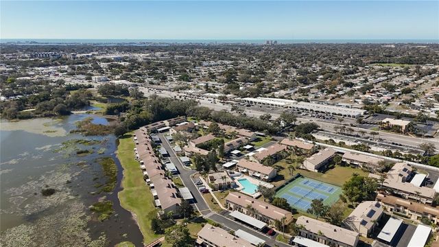 9209 SEMINOLE BOULEVARD 32, Seminole, FL 33772