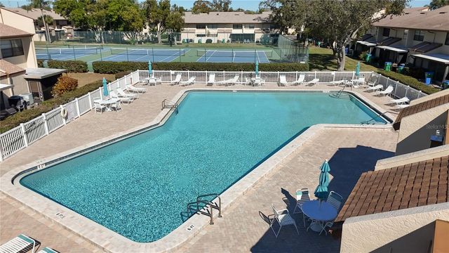 9209 SEMINOLE BOULEVARD 32, Seminole, FL 33772