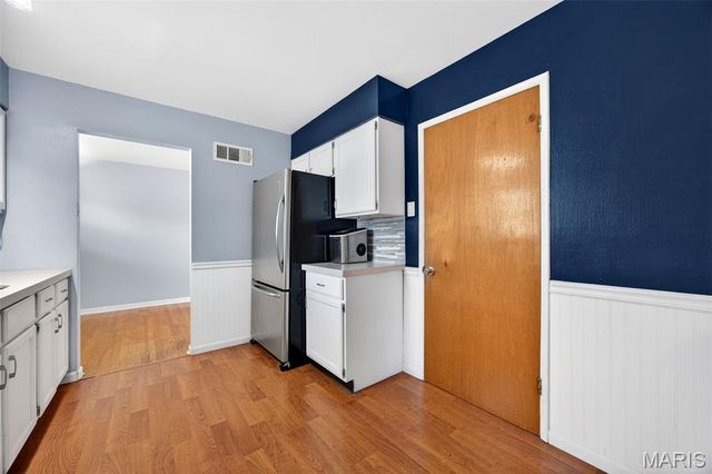 4849 Mohegan Drive, St Louis, MO 63123