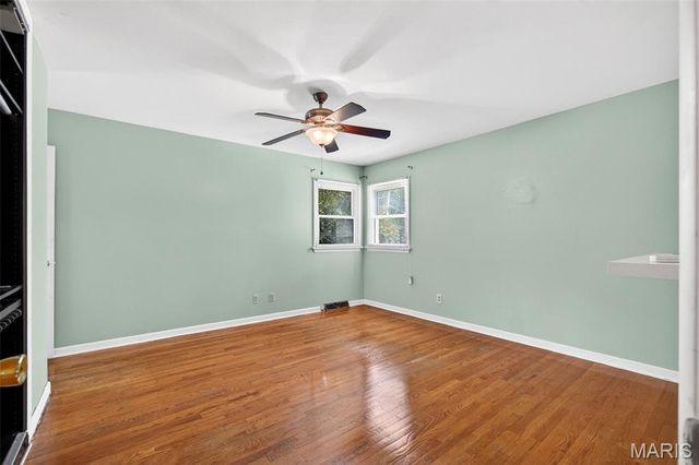 4849 Mohegan Drive, St Louis, MO 63123