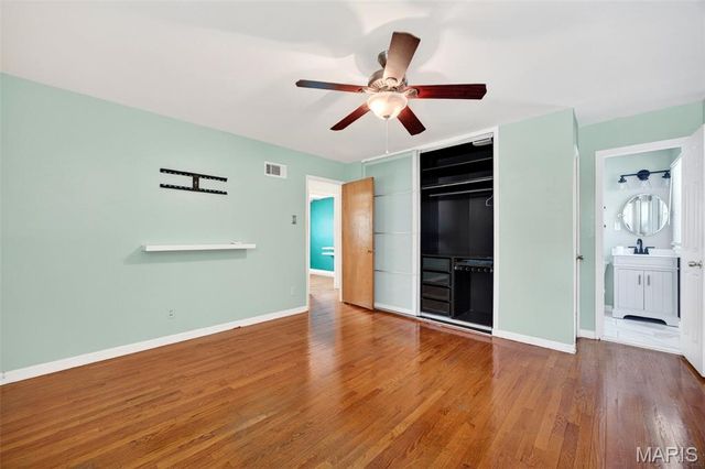 4849 Mohegan Drive, St Louis, MO 63123