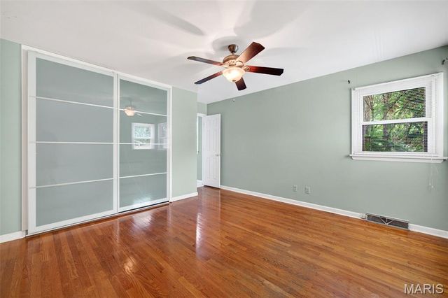 4849 Mohegan Drive, St Louis, MO 63123