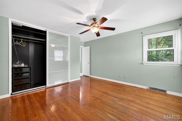 4849 Mohegan Drive, St Louis, MO 63123