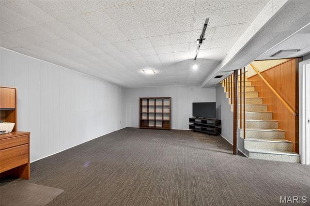 4849 Mohegan Drive, St Louis, MO 63123