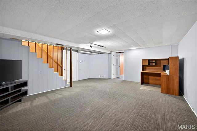 4849 Mohegan Drive, St Louis, MO 63123