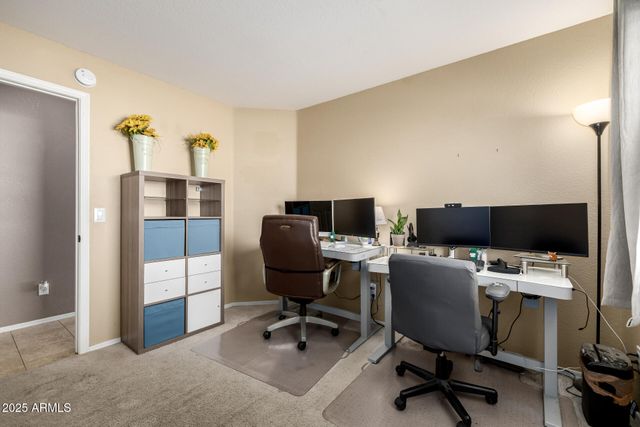 1675 E ROBIN Lane, Gilbert, AZ 85296