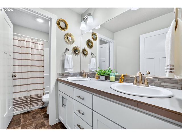 31045 Nw BROOKING St, North Plains, OR 97133