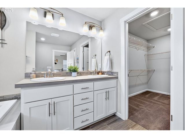 31045 Nw BROOKING St, North Plains, OR 97133
