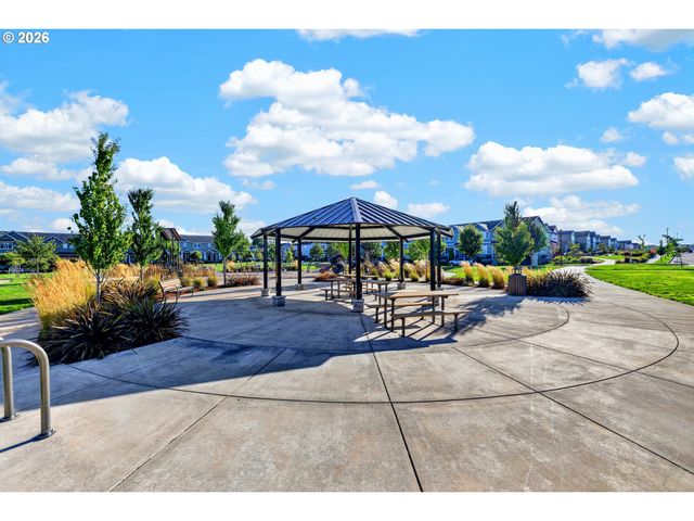 31045 Nw BROOKING St, North Plains, OR 97133
