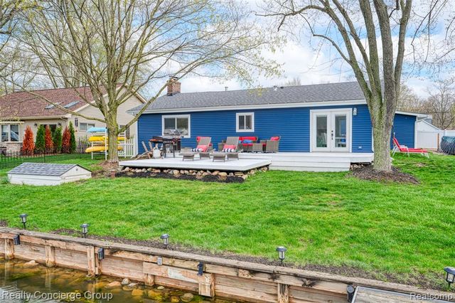 10866 Colony Road, Pinckney, MI 48169