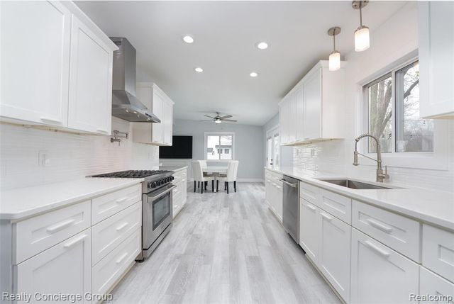 10866 Colony Road, Pinckney, MI 48169