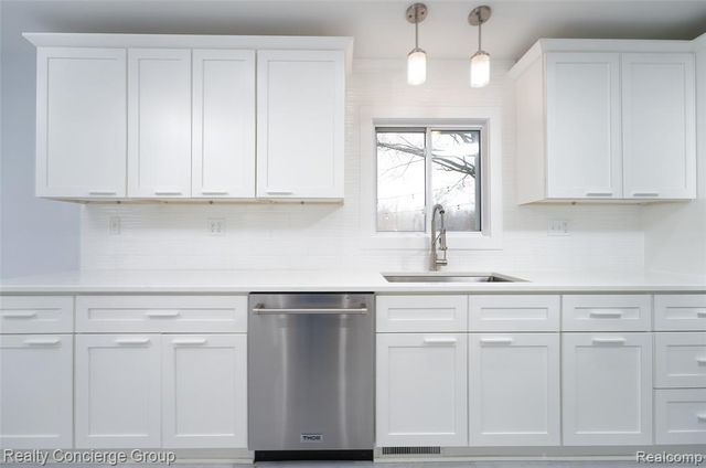 10866 Colony Road, Pinckney, MI 48169