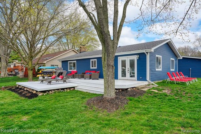 10866 Colony Road, Pinckney, MI 48169