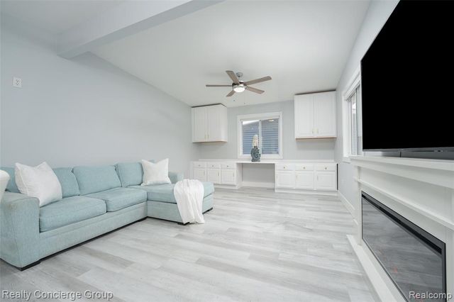 10866 Colony Road, Pinckney, MI 48169