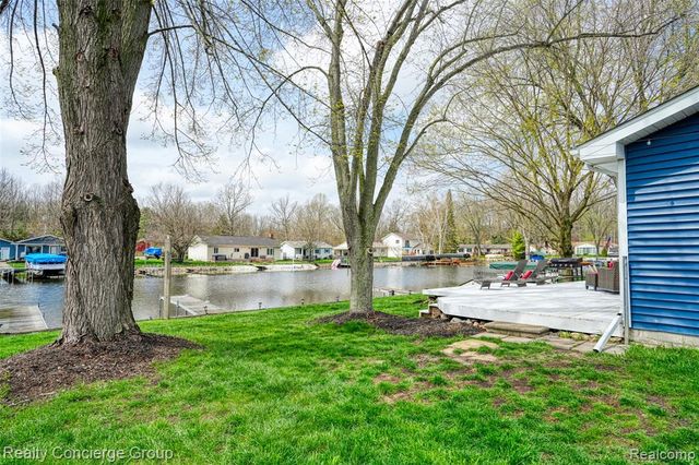 10866 Colony Road, Pinckney, MI 48169
