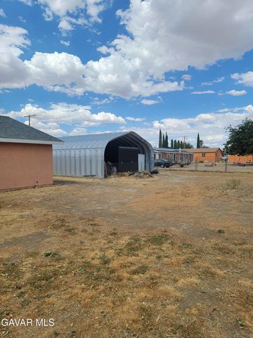 10216 E Avenue R 10, Littlerock, CA 93543