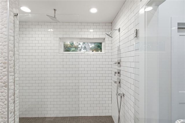 2744 Craigie Avenue, Decatur, GA 30030