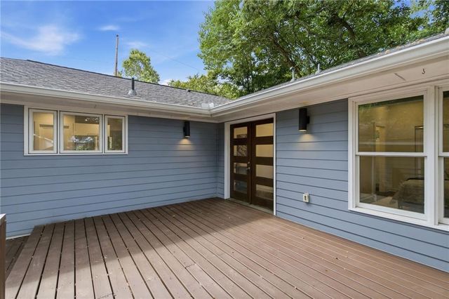 2744 Craigie Avenue, Decatur, GA 30030