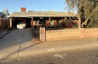 8008 E WHITTON Avenue, Scottsdale, AZ 85251