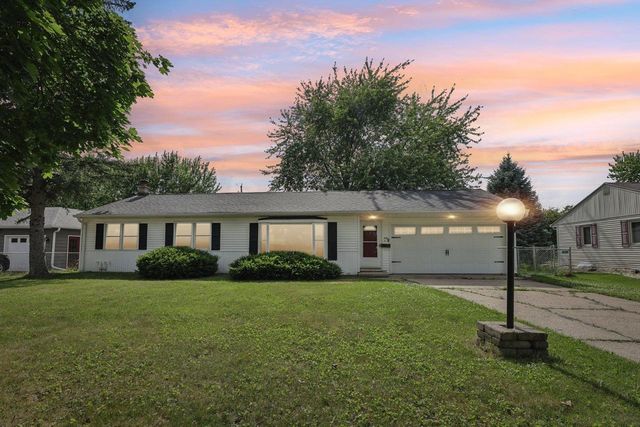 535 N Arch Street, Janesville, WI 53548