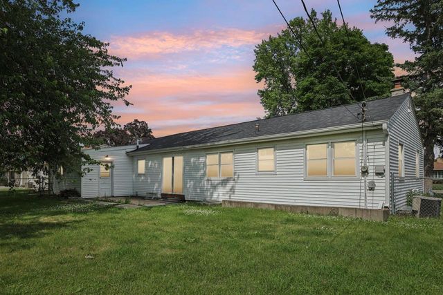 535 N Arch Street, Janesville, WI 53548
