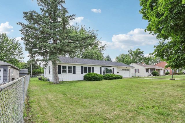 535 N Arch Street, Janesville, WI 53548