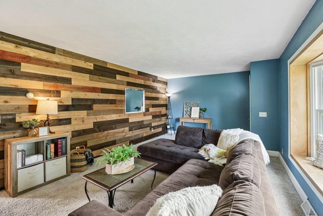 535 N Arch Street, Janesville, WI 53548