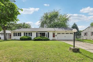 535 N Arch Street, Janesville, WI 53548