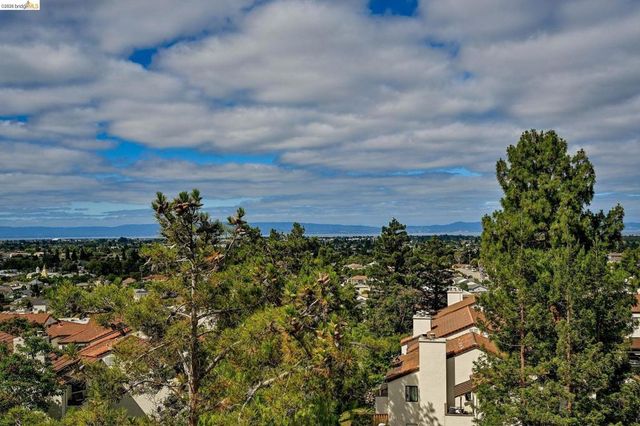 21103 Gary Dr 307D, Hayward, CA 94546
