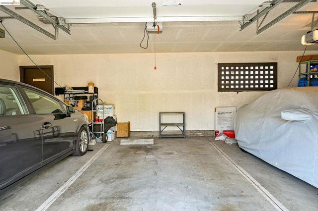 21103 Gary Dr 307D, Hayward, CA 94546