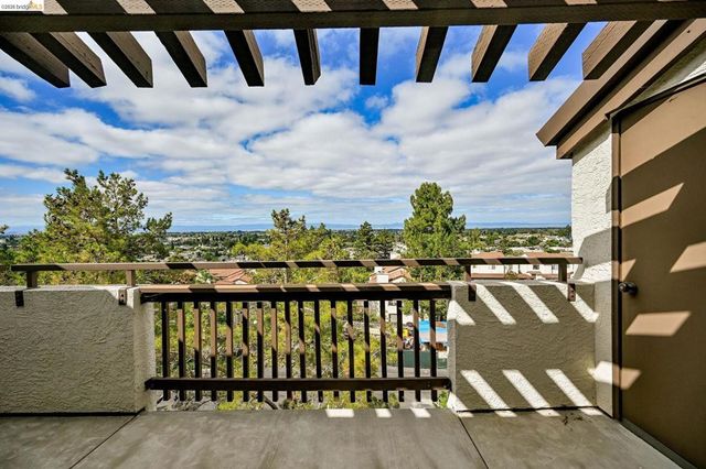 21103 Gary Dr 307D, Hayward, CA 94546