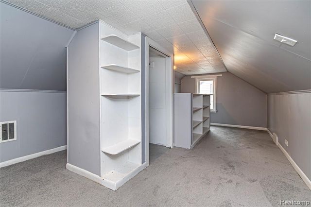 18068 Asbury Park, Detroit, MI 48235